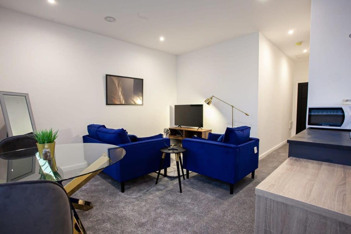 Lovely Open Plan 1 Bedroom Apartment In Болтон Екстер'єр фото