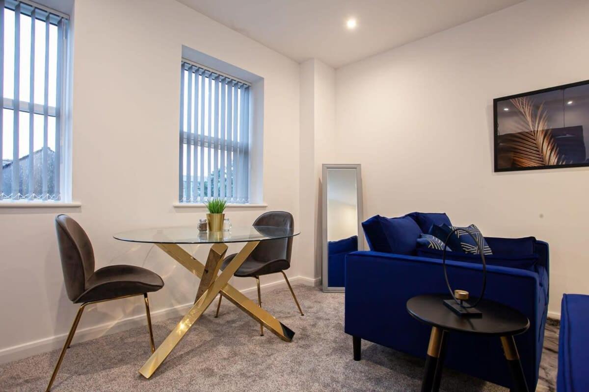 Lovely Open Plan 1 Bedroom Apartment In Болтон Екстер'єр фото
