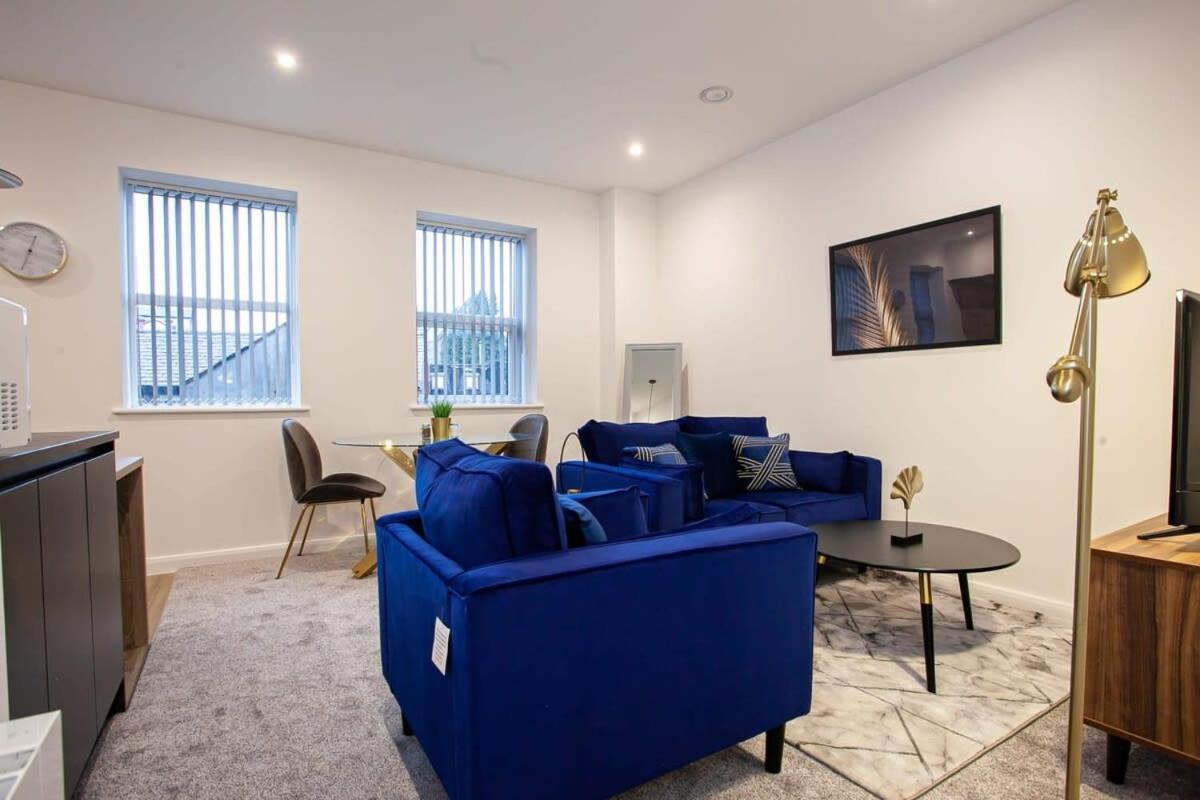 Lovely Open Plan 1 Bedroom Apartment In Болтон Екстер'єр фото